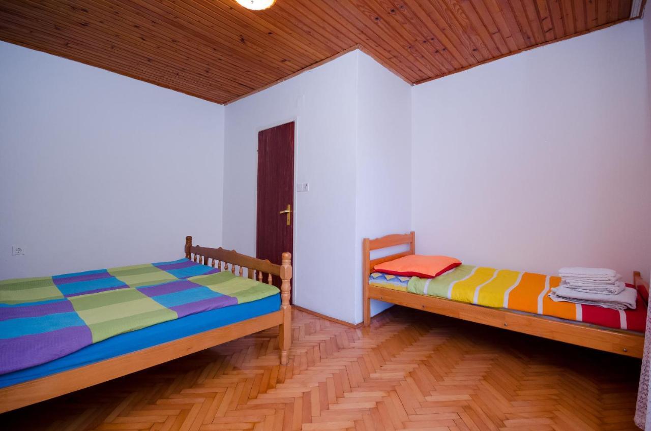 Apartments Elvira Lopar Exterior photo